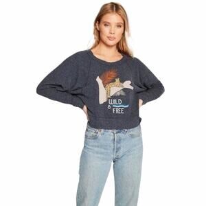 Chaser Wild & Free Avalon Simply Chic Cropped Pullover